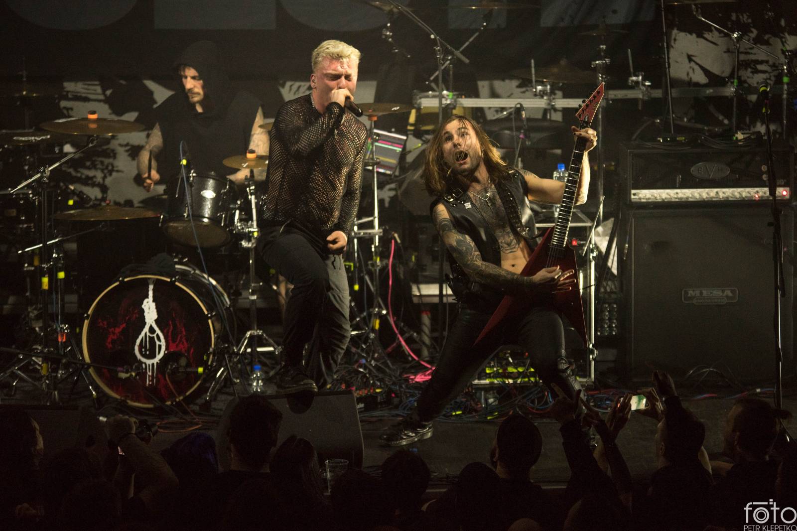 Suicide Silence a Lionheart rozburáceli Roxy