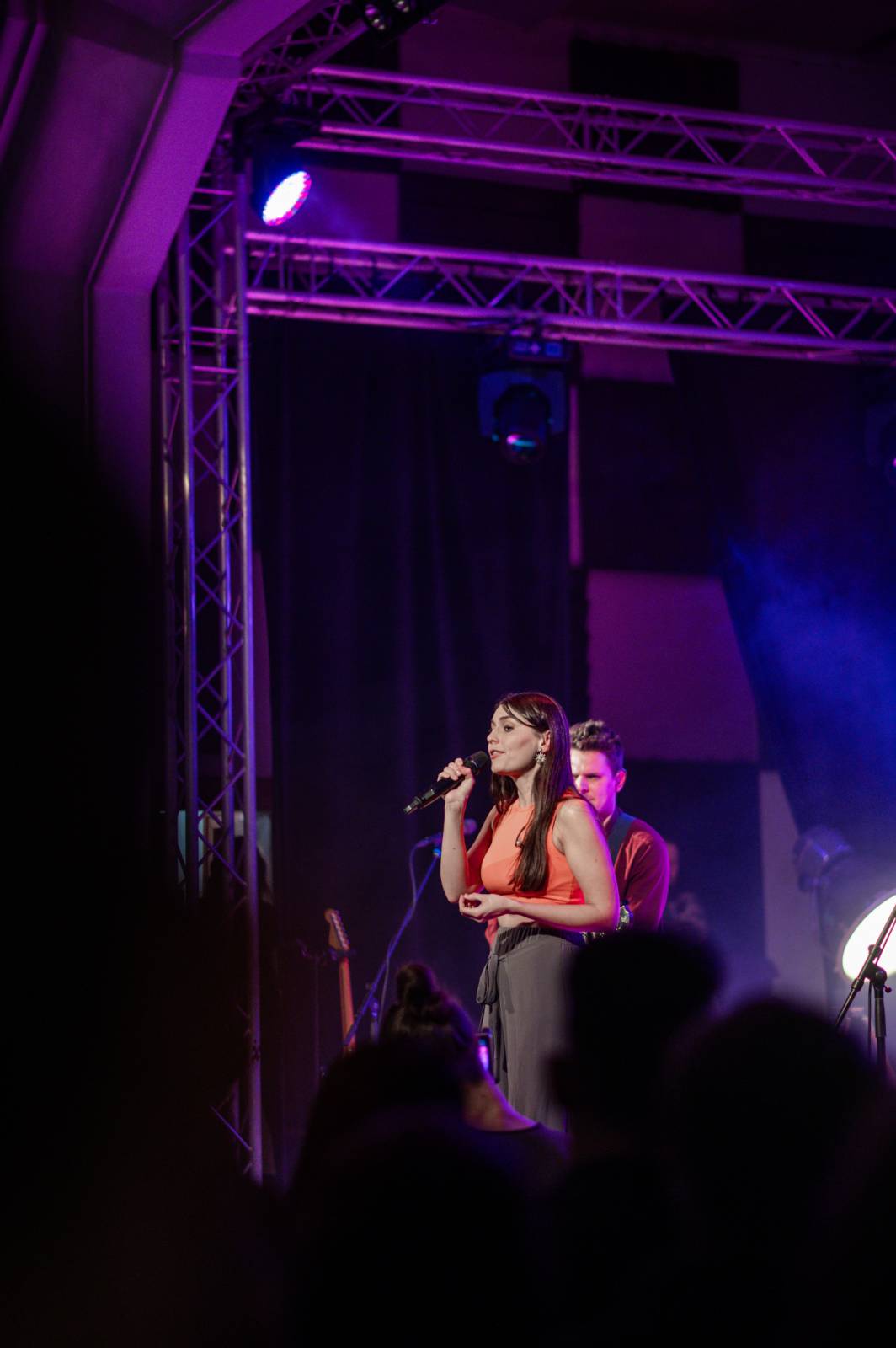 Kateřina Marie Tichá a Bandjeez vyprodali ostravský Barrák