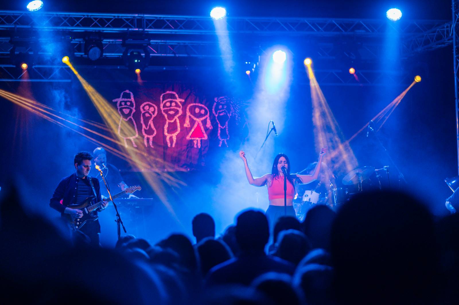 Kateřina Marie Tichá a Bandjeez vyprodali ostravský Barrák