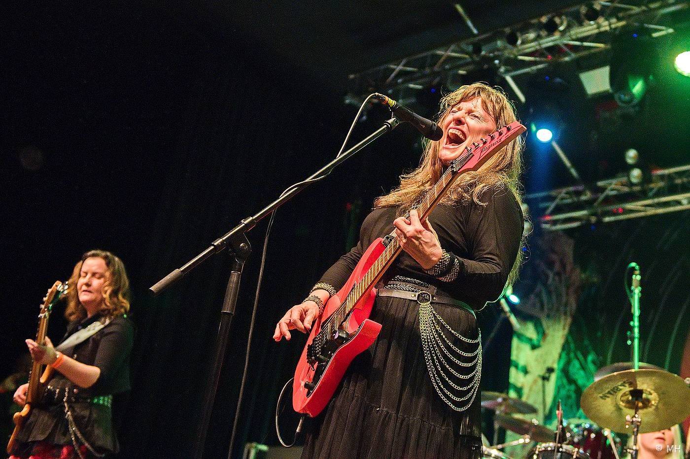 Citron a Metalinda se vrací v plné síle, rozpálili fanoušky v plzeňské Šeříkovce