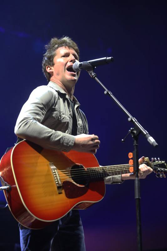 James Blunt oslnil i Bratislavu, předvedl nadupanou show