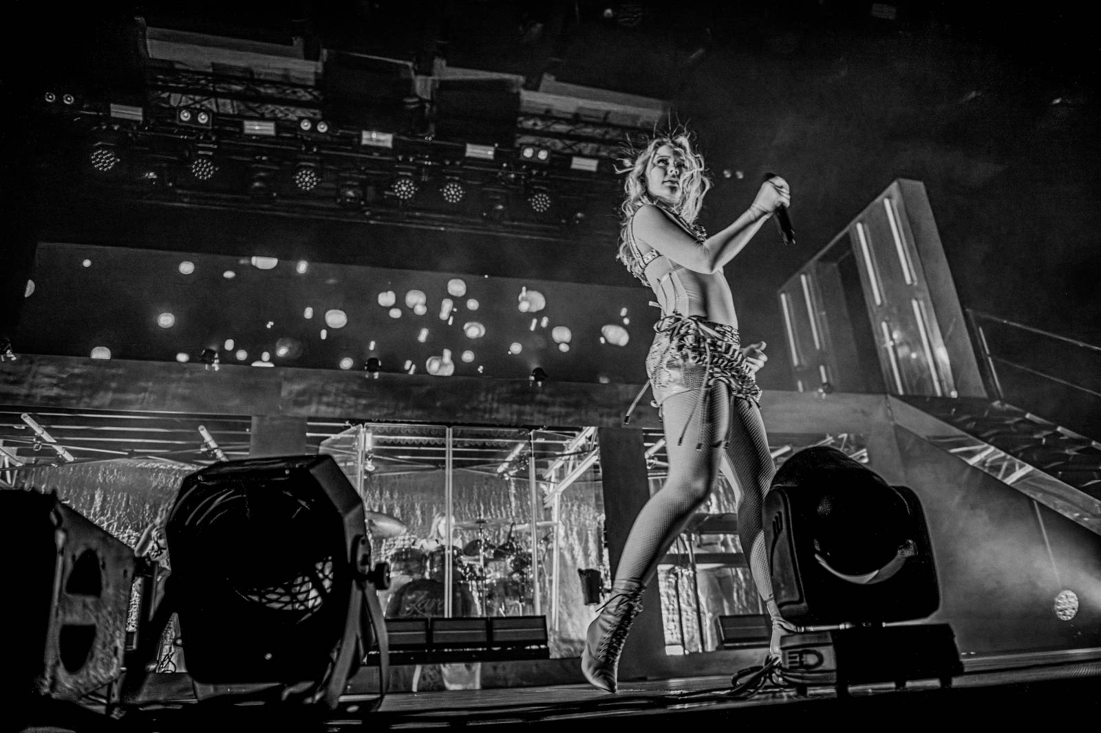 Zara Larsson předvedla v Praze sexy show plnou tance