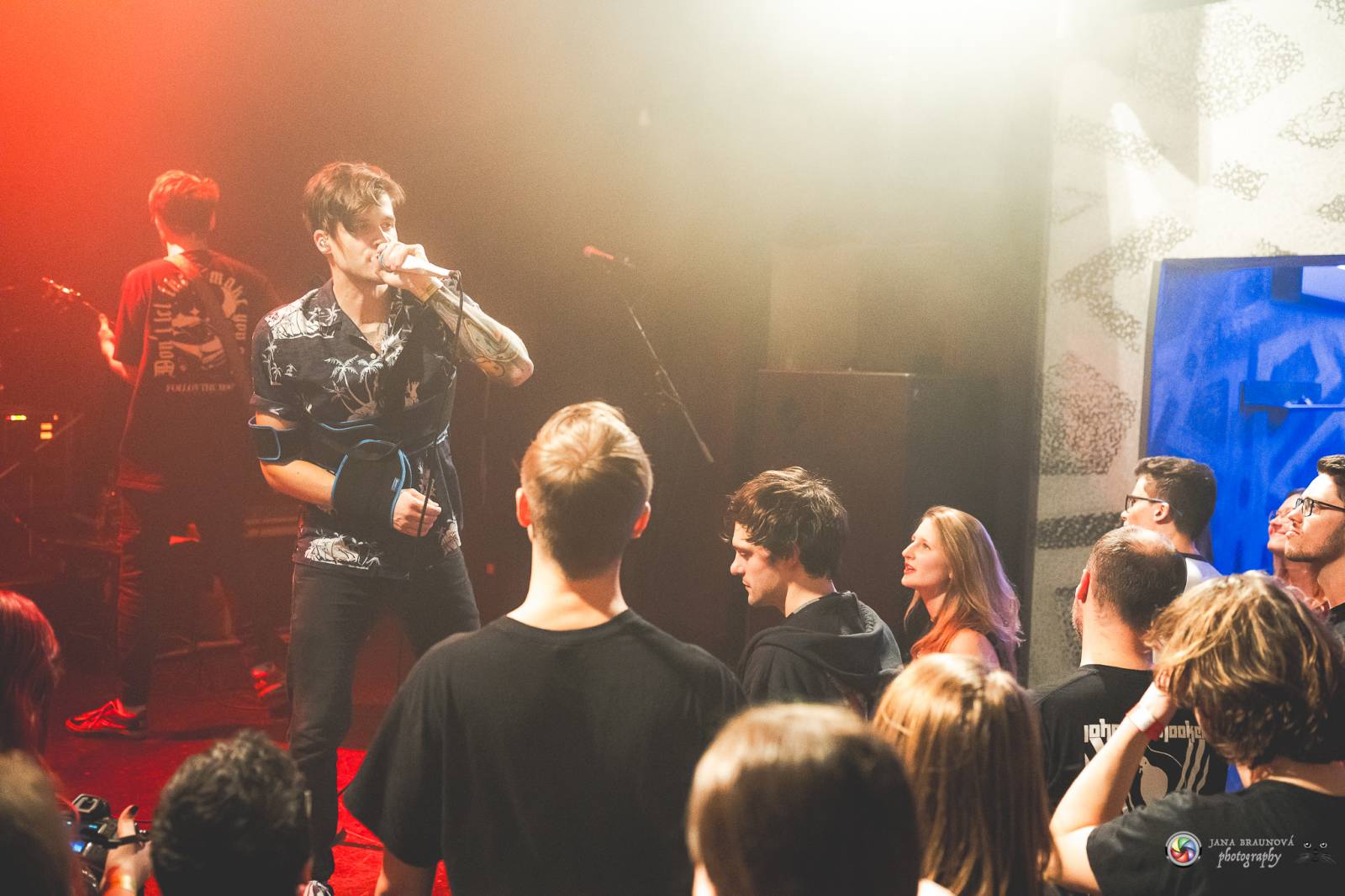 John Wolfhooker rozjeli v Plzni moshpit, předskakovali jim .themayrevolution