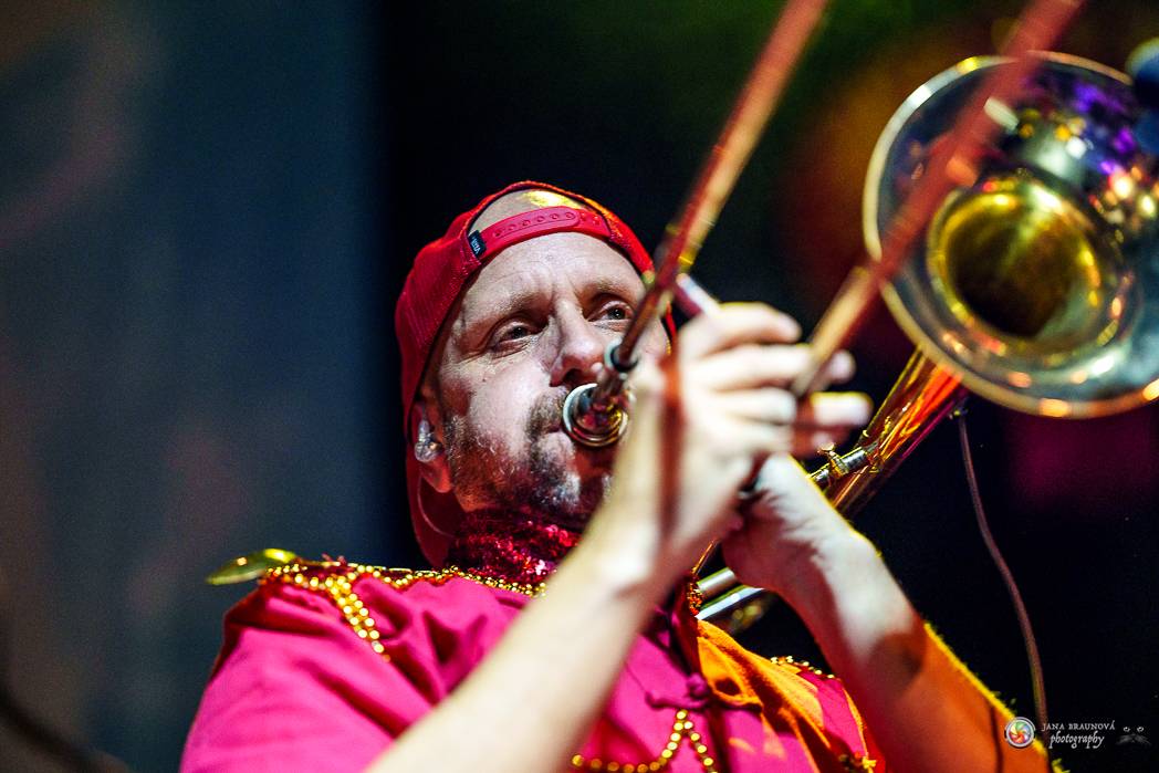 Fast Food Orchestra přivezla do Plzně své Bistro snů