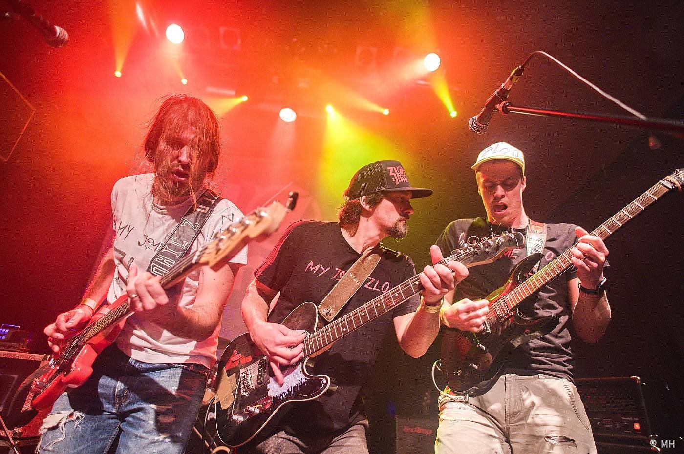 Absolutní neklid se vrátil do Plzně, dorazil se Zlem z Jihu