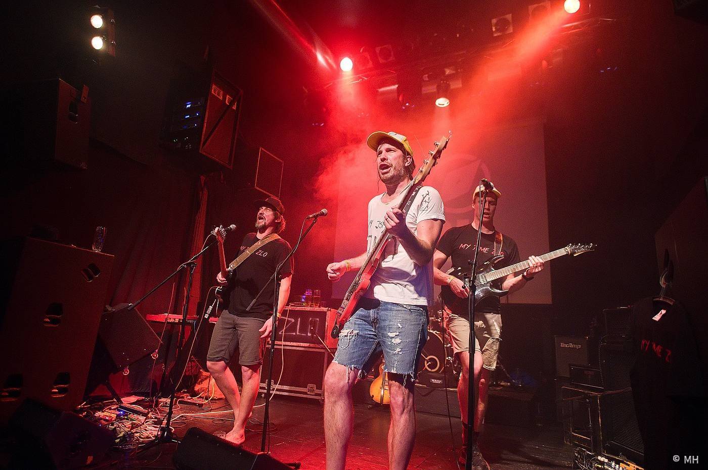 Absolutní neklid se vrátil do Plzně, dorazil se Zlem z Jihu