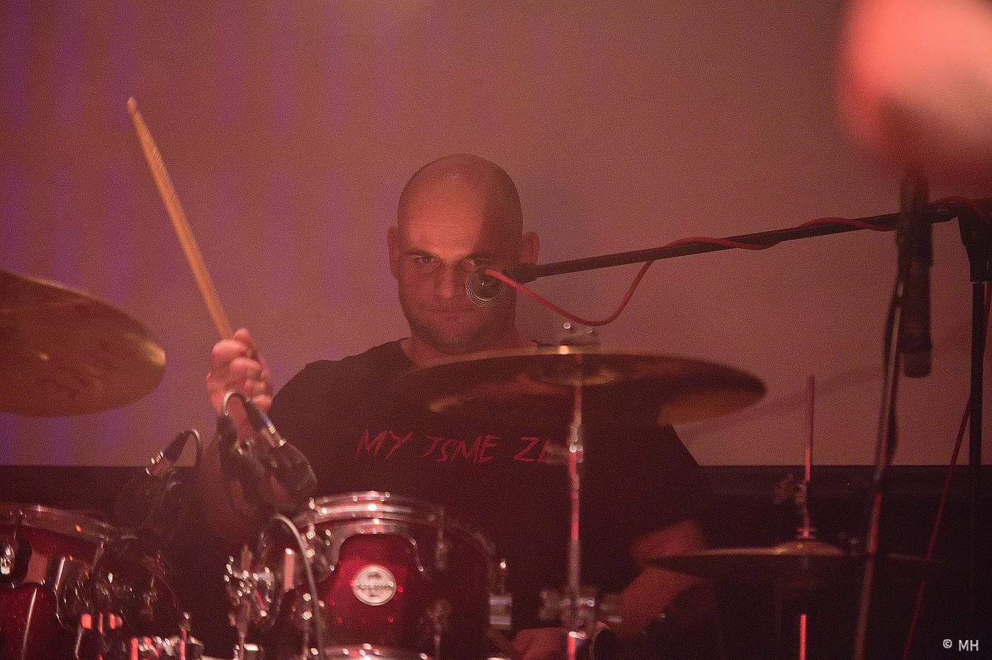 Absolutní neklid se vrátil do Plzně, dorazil se Zlem z Jihu