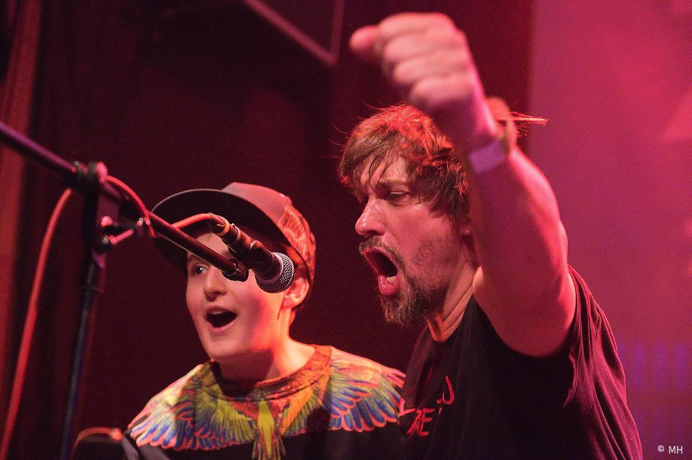 Absolutní neklid se vrátil do Plzně, dorazil se Zlem z Jihu