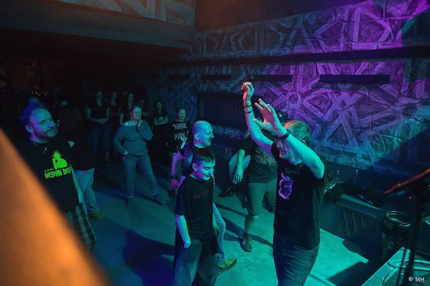 Absolutní neklid se vrátil do Plzně, dorazil se Zlem z Jihu