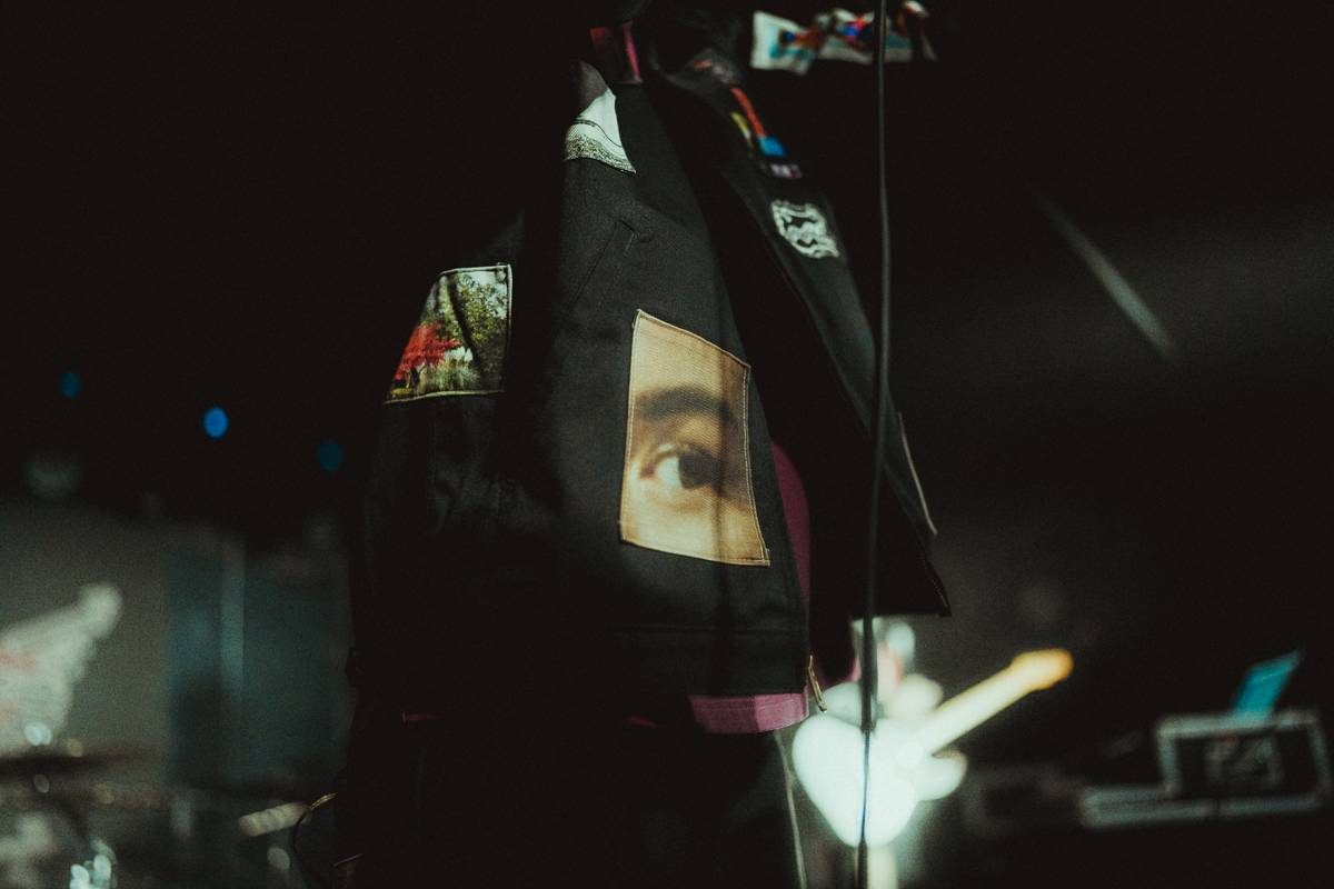 Yonaka dorazila do Prahy. Frontmanka přišla o hlas, zaskočili za ni fanoušci