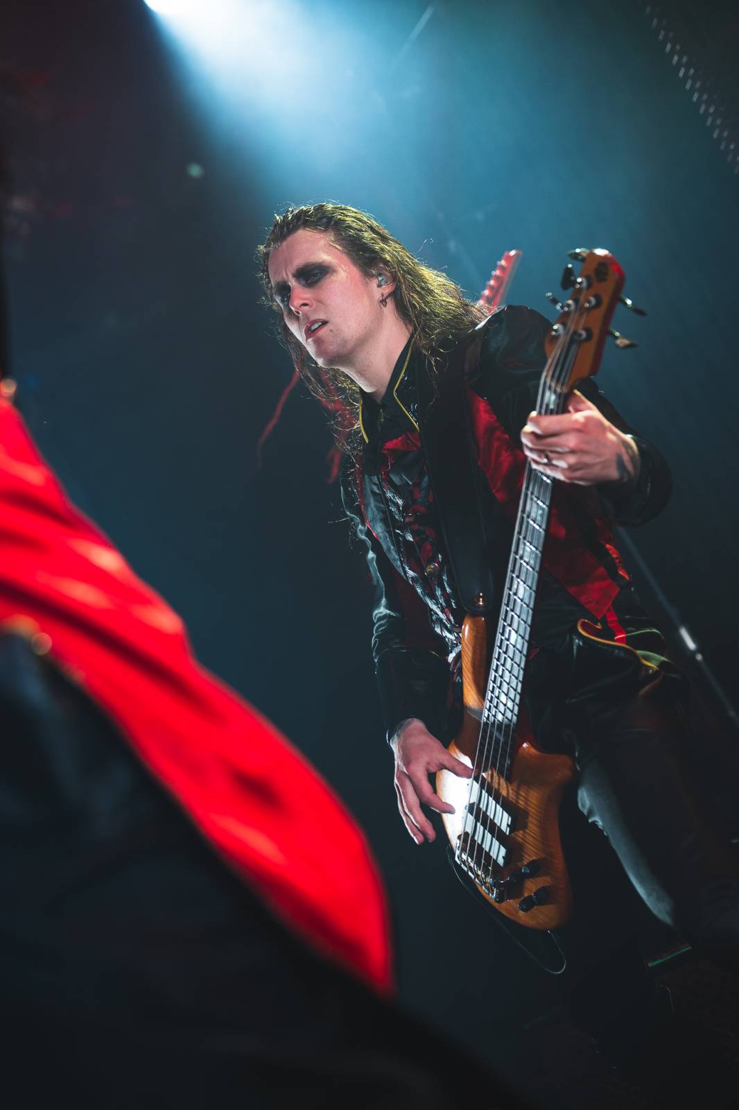 Avatar přivezl do Prahy svůj metalový cirkus, zpěvák vyráběl zvířátka z balónků