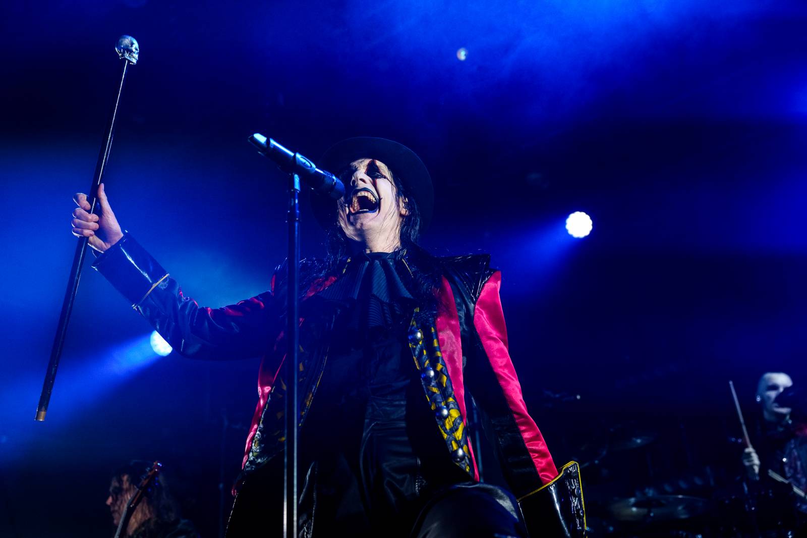 Avatar přivezl do Prahy svůj metalový cirkus, zpěvák vyráběl zvířátka z balónků