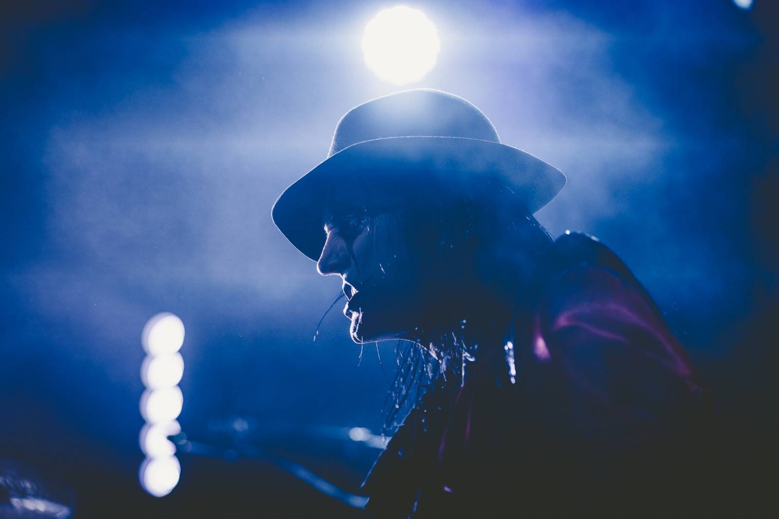 Avatar přivezl do Prahy svůj metalový cirkus, zpěvák vyráběl zvířátka z balónků