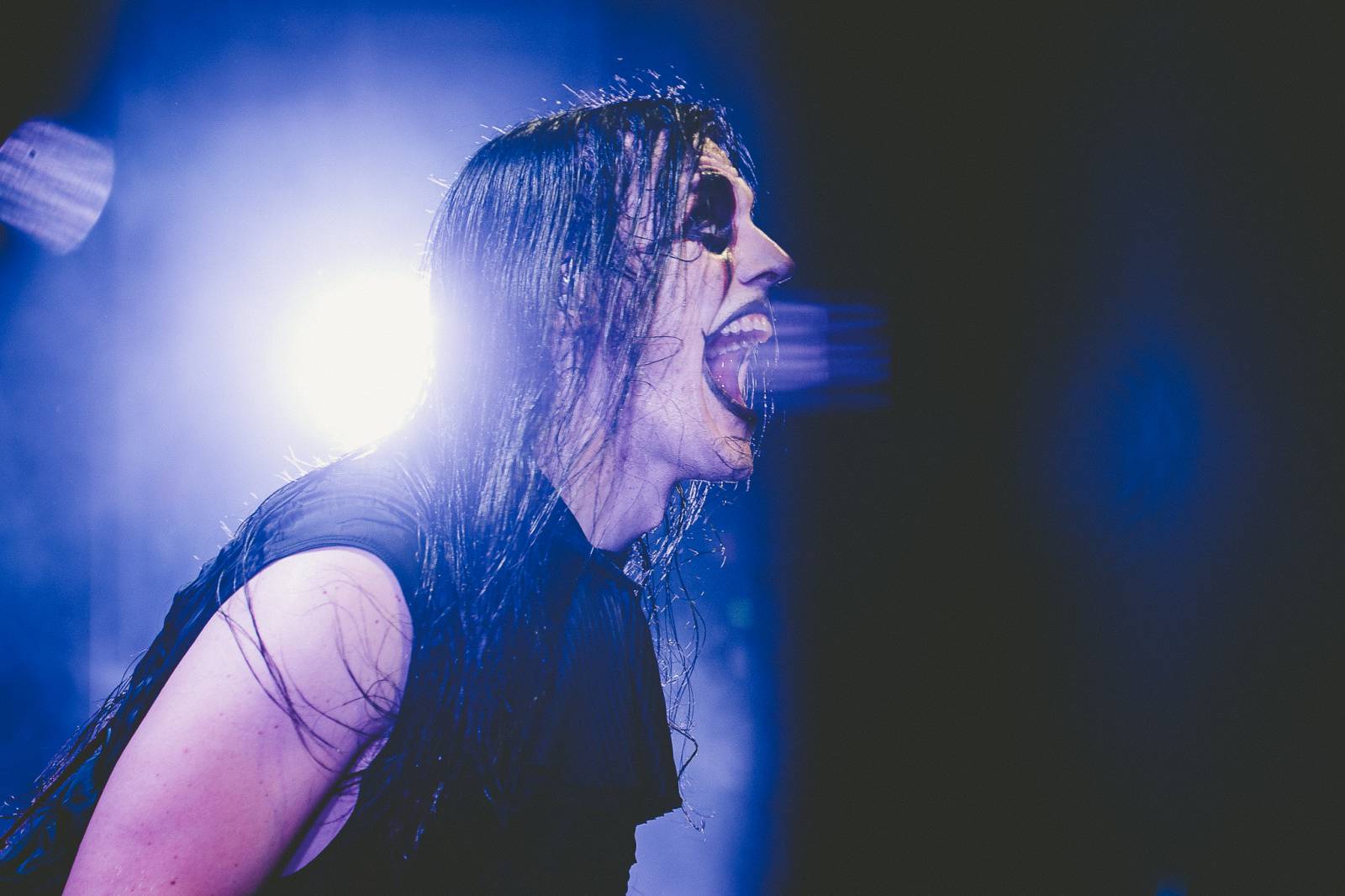 Avatar přivezl do Prahy svůj metalový cirkus, zpěvák vyráběl zvířátka z balónků