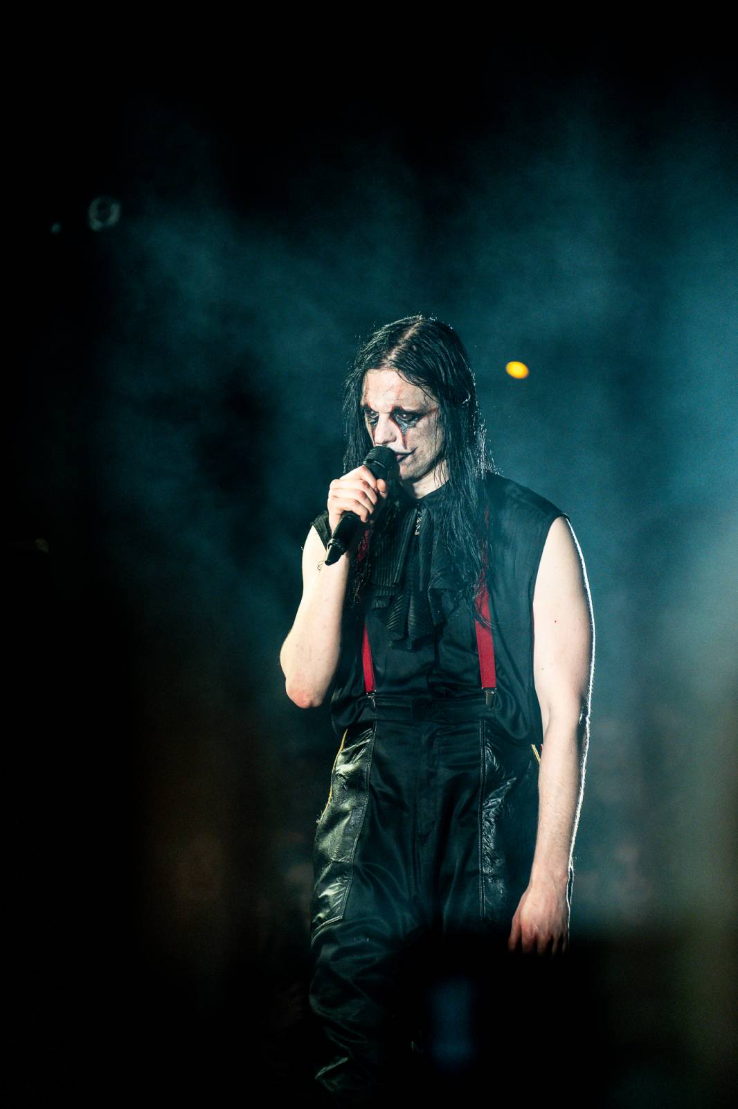 Avatar přivezl do Prahy svůj metalový cirkus, zpěvák vyráběl zvířátka z balónků