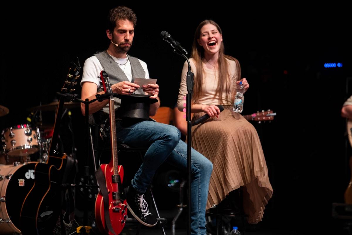 Jelen slavil v Brně deset let na scéně, fanoušky bavil svými historkami