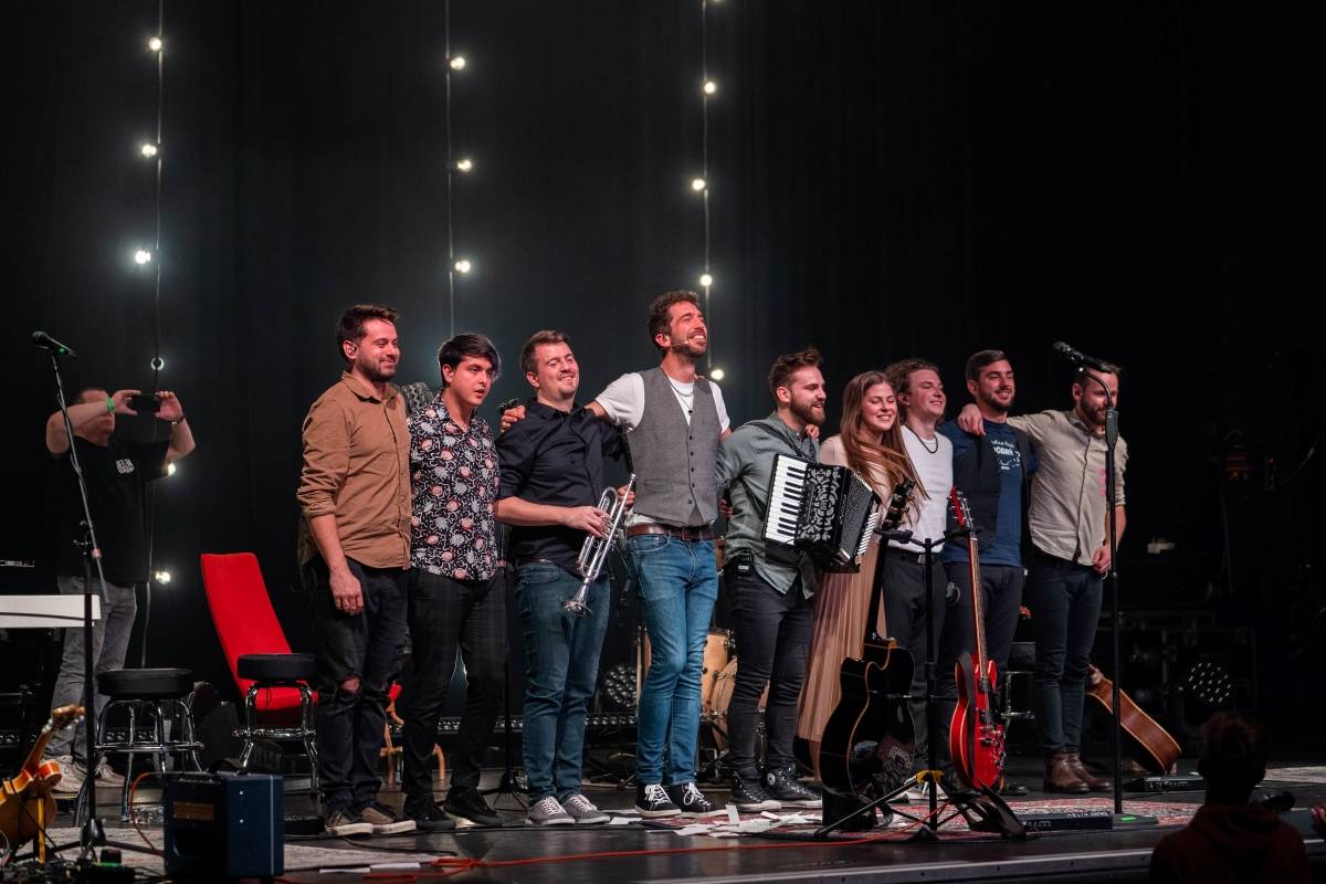 Jelen slavil v Brně deset let na scéně, fanoušky bavil svými historkami