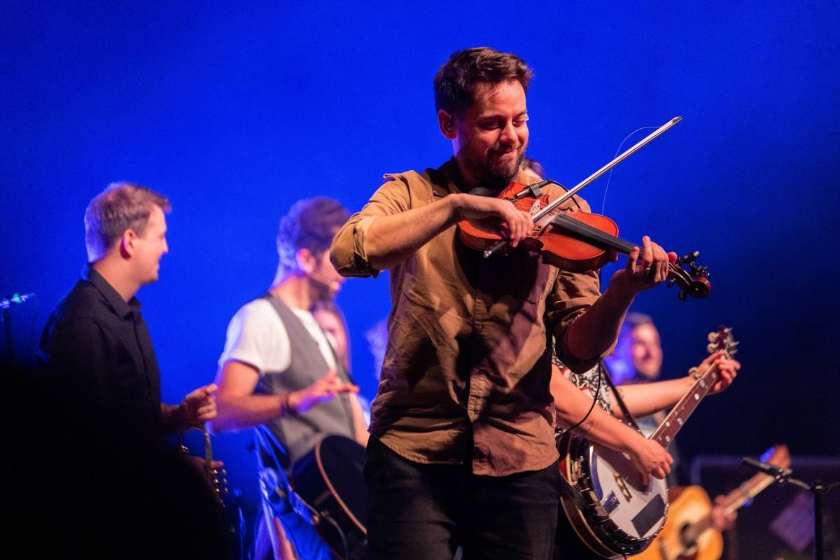 Jelen slavil v Brně deset let na scéně, fanoušky bavil svými historkami