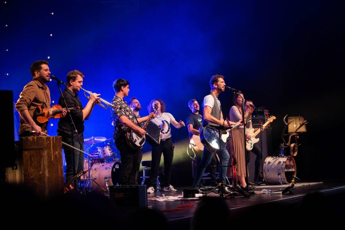 Jelen slavil v Brně deset let na scéně, fanoušky bavil svými historkami