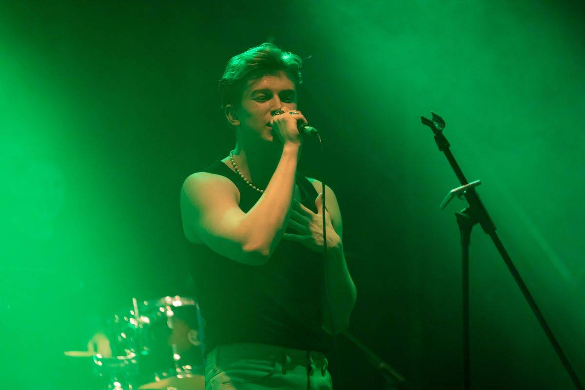 Adam Mišík oslavil v Brně deset let na scéně, podpořili ho Sofian Medjmedj a Dorian