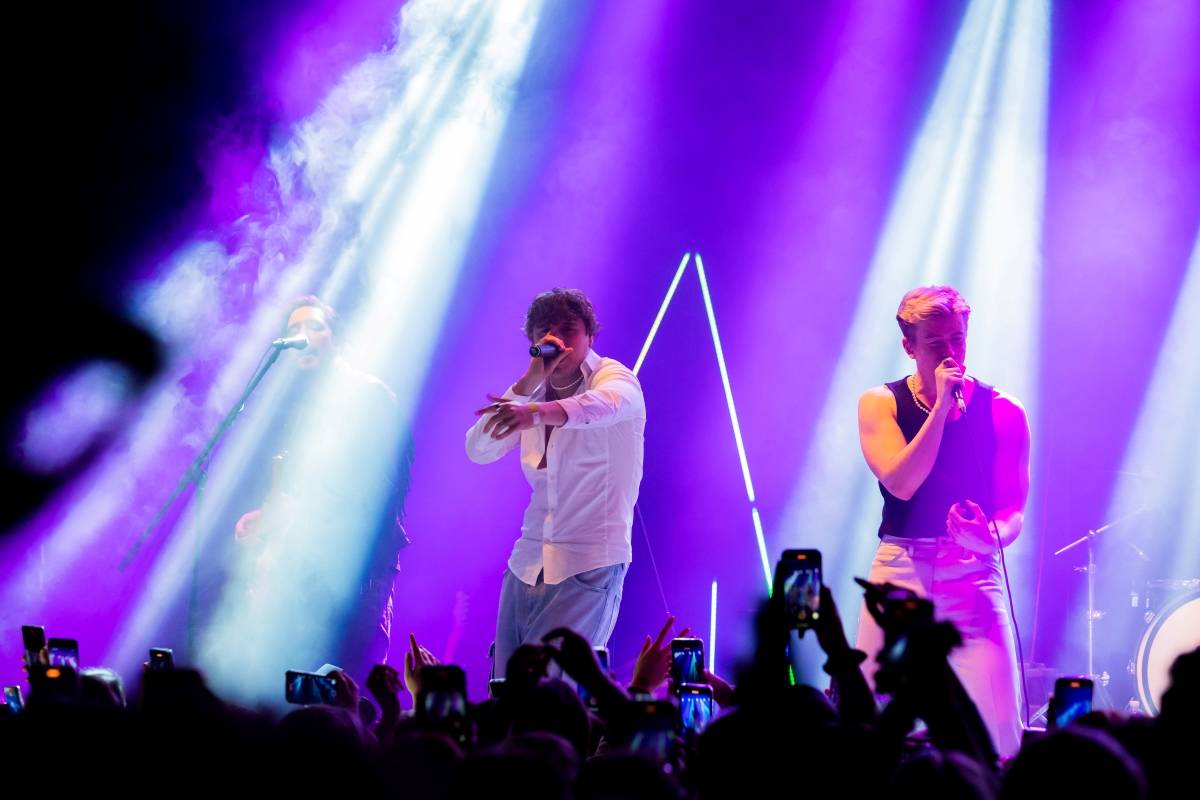 Adam Mišík oslavil v Brně deset let na scéně, podpořili ho Sofian Medjmedj a Dorian