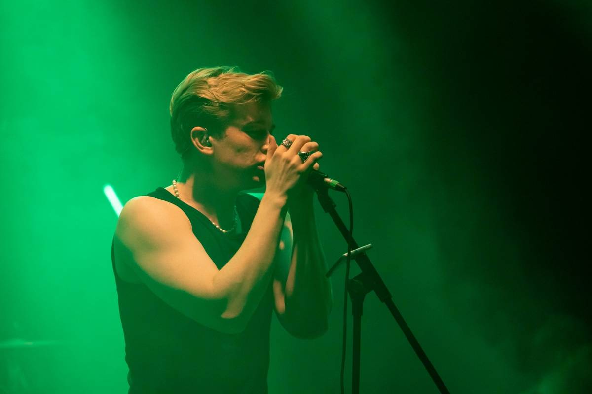 Adam Mišík oslavil v Brně deset let na scéně, podpořili ho Sofian Medjmedj a Dorian