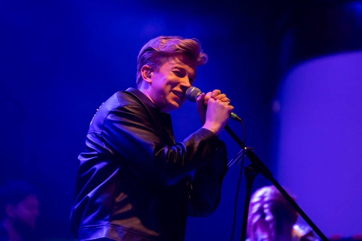 Adam Mišík oslavil v Brně deset let na scéně, podpořili ho Sofian Medjmedj a Dorian