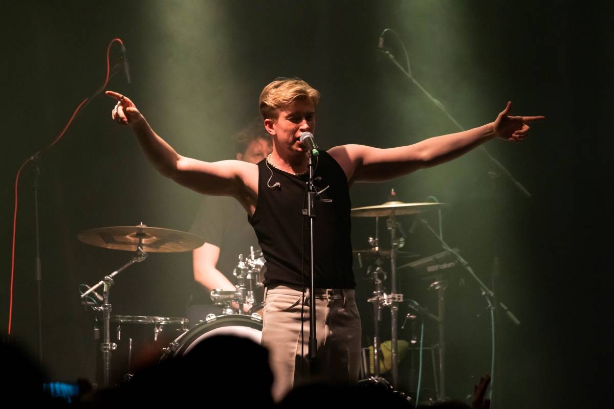 Adam Mišík oslavil v Brně deset let na scéně, podpořili ho Sofian Medjmedj a Dorian