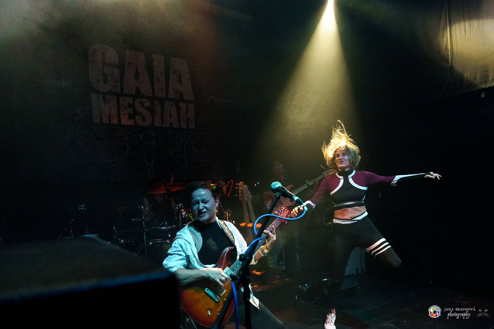 Gaia Mesiah přivezla do Plzně Vlnobytí a pořádnou dávku energie