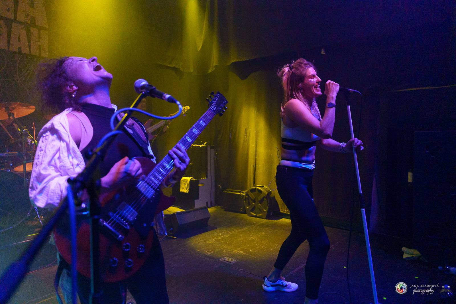 Gaia Mesiah přivezla do Plzně Vlnobytí a pořádnou dávku energie