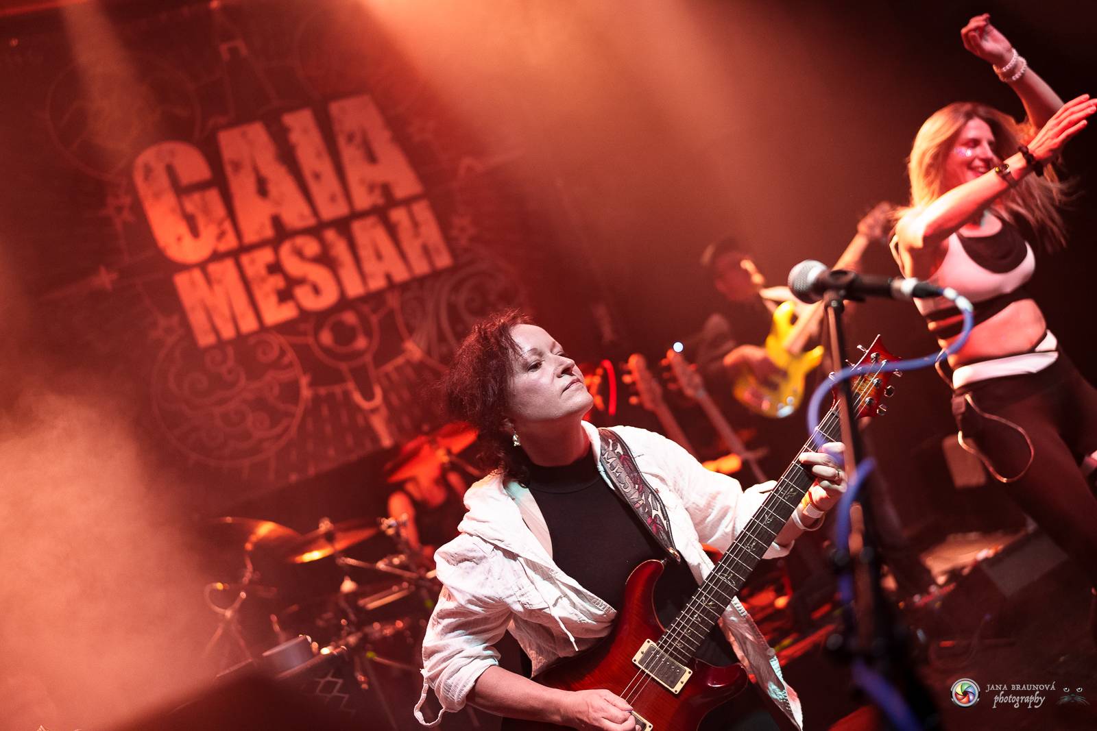 Gaia Mesiah přivezla do Plzně Vlnobytí a pořádnou dávku energie