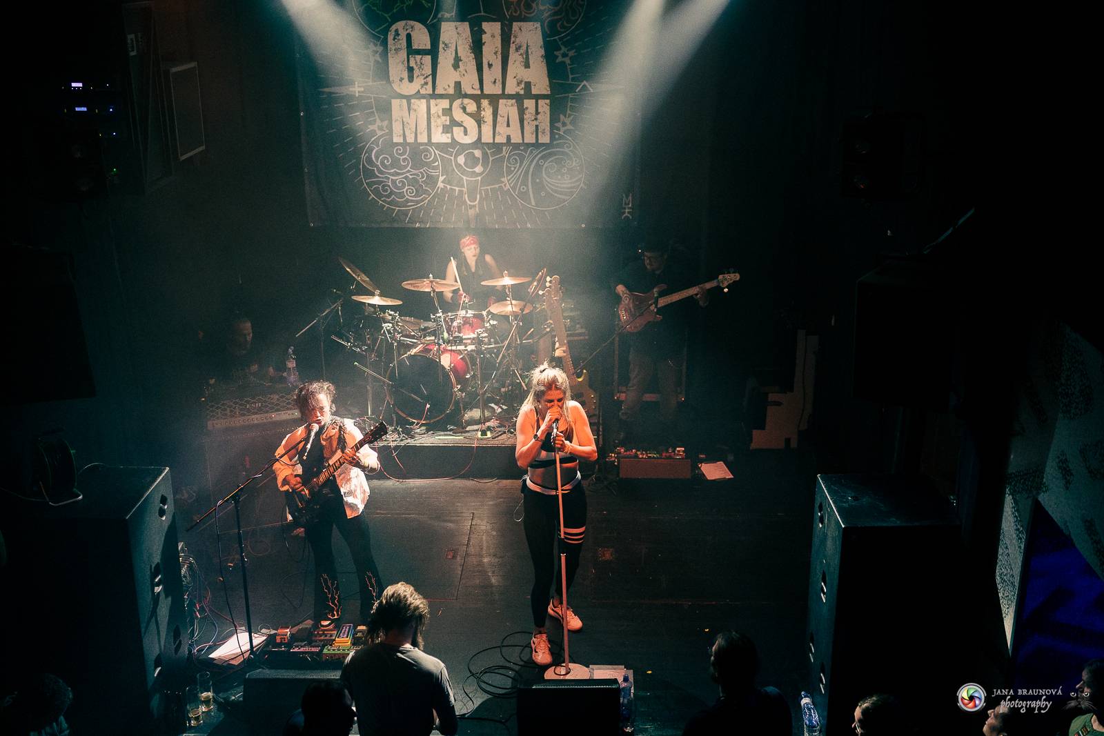 Gaia Mesiah přivezla do Plzně Vlnobytí a pořádnou dávku energie