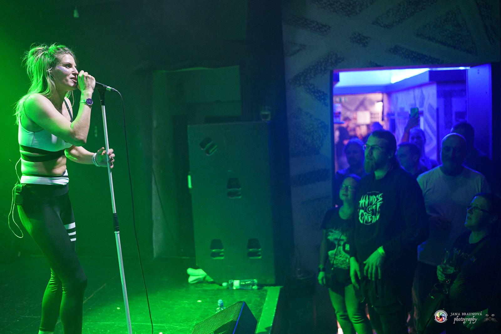 Gaia Mesiah přivezla do Plzně Vlnobytí a pořádnou dávku energie