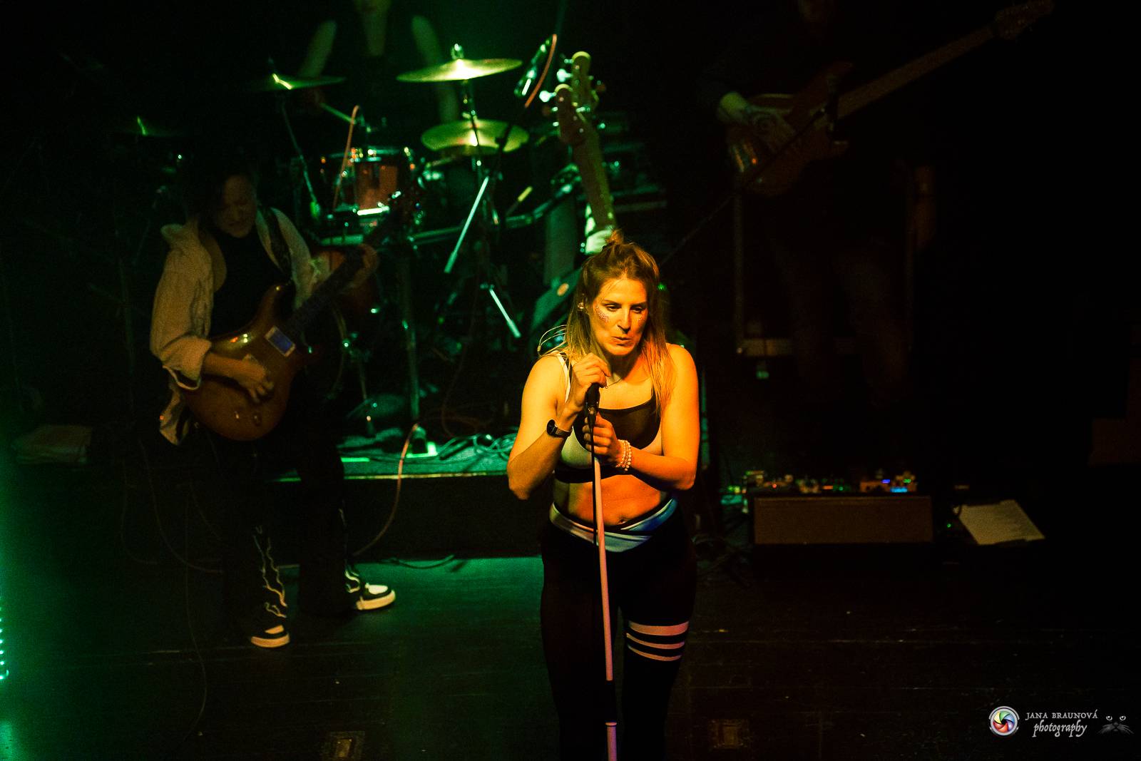 Gaia Mesiah přivezla do Plzně Vlnobytí a pořádnou dávku energie