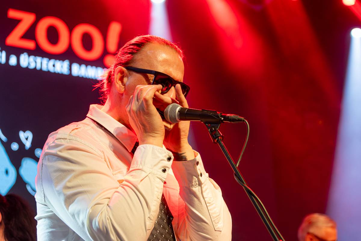 Laura a její tygři křtili v Praze nové album, výtěžkem z koncertu podpoří pražskou zoo