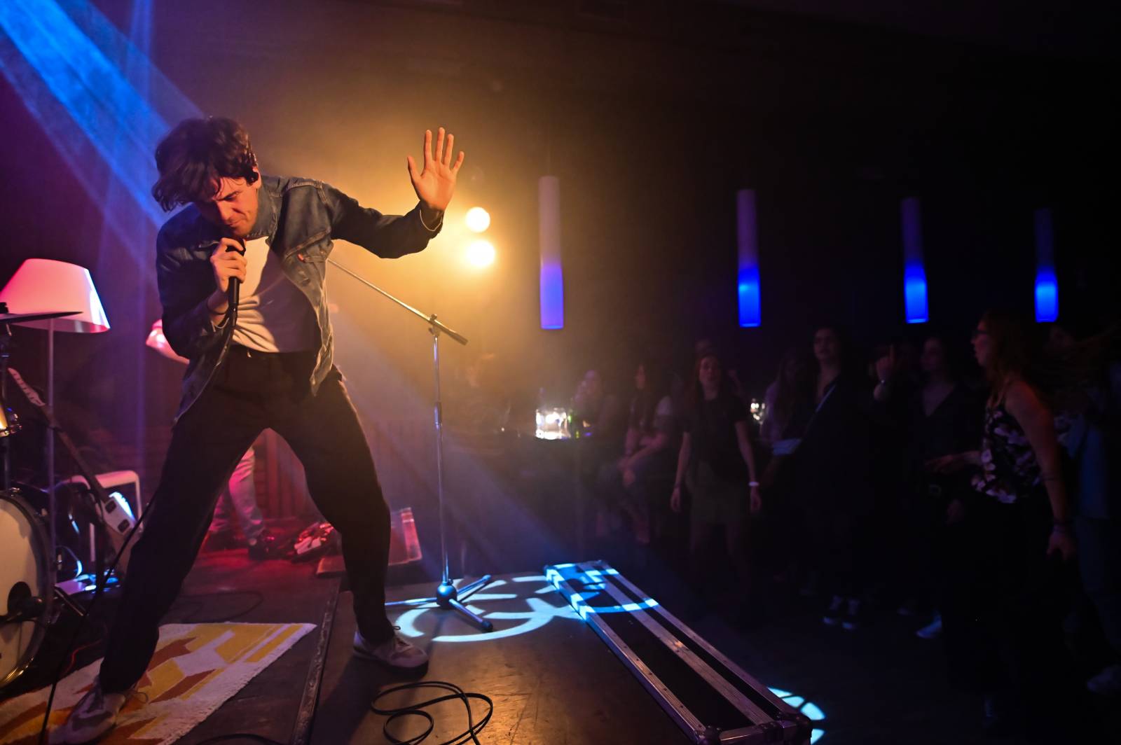 The Silver Spoons odstartovali v Plzni turné, klávesákovi blahopřáli k narozeninám