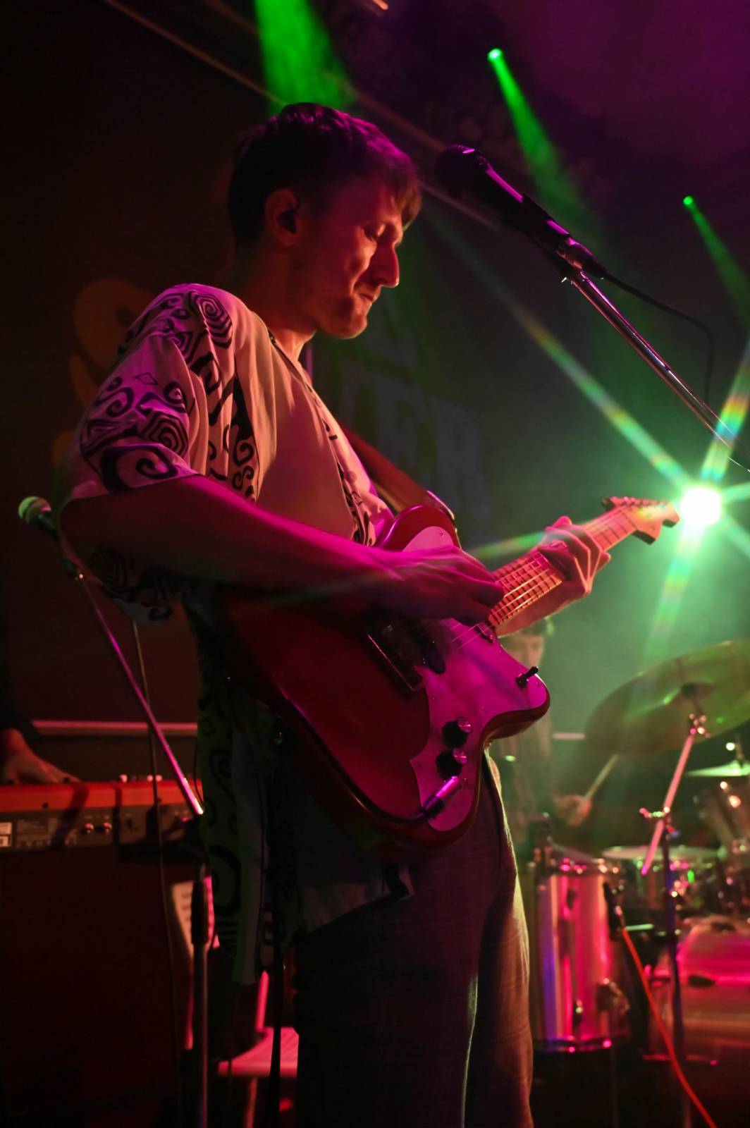 The Silver Spoons odstartovali v Plzni turné, klávesákovi blahopřáli k narozeninám