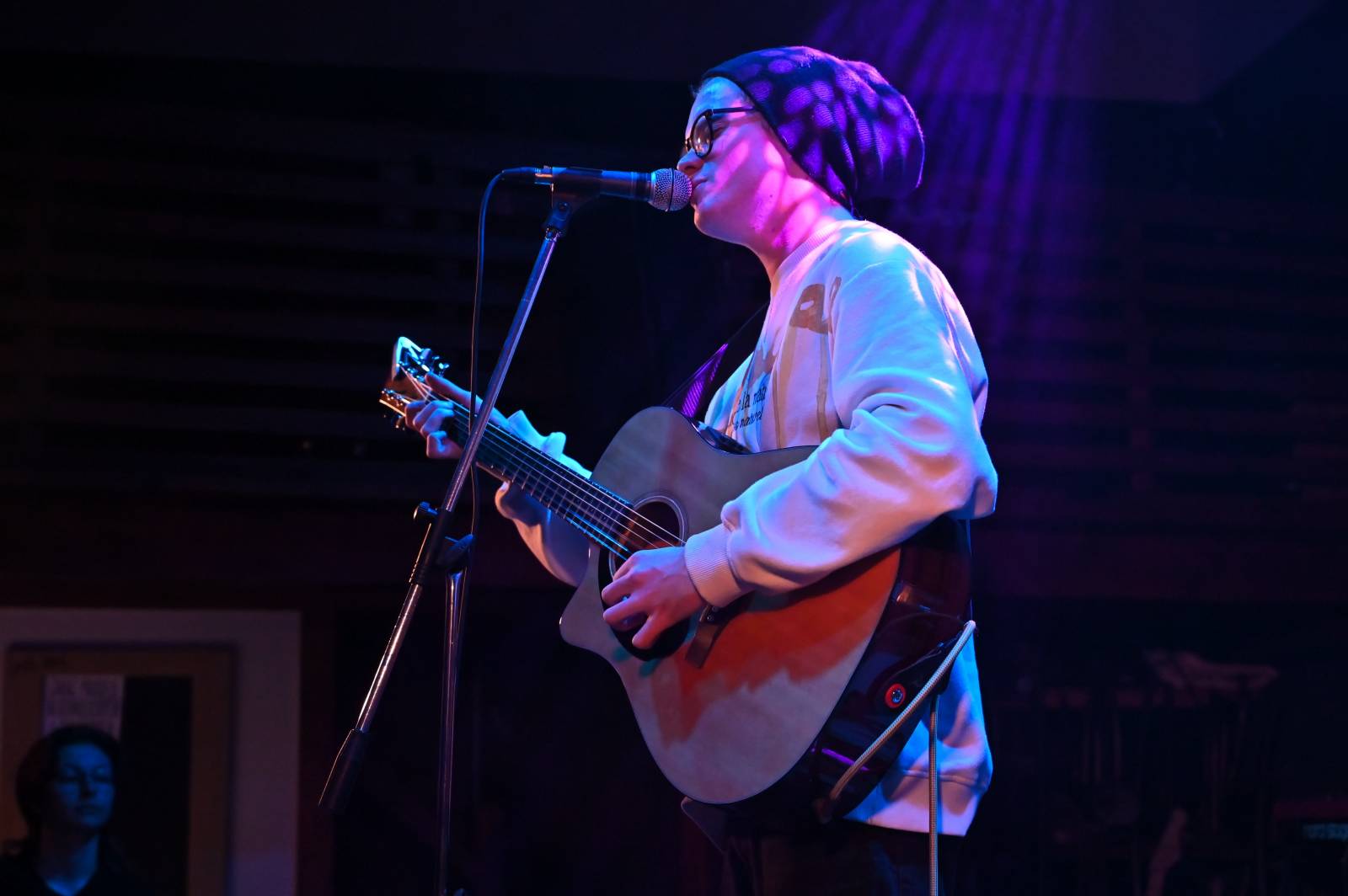 The Silver Spoons odstartovali v Plzni turné, klávesákovi blahopřáli k narozeninám