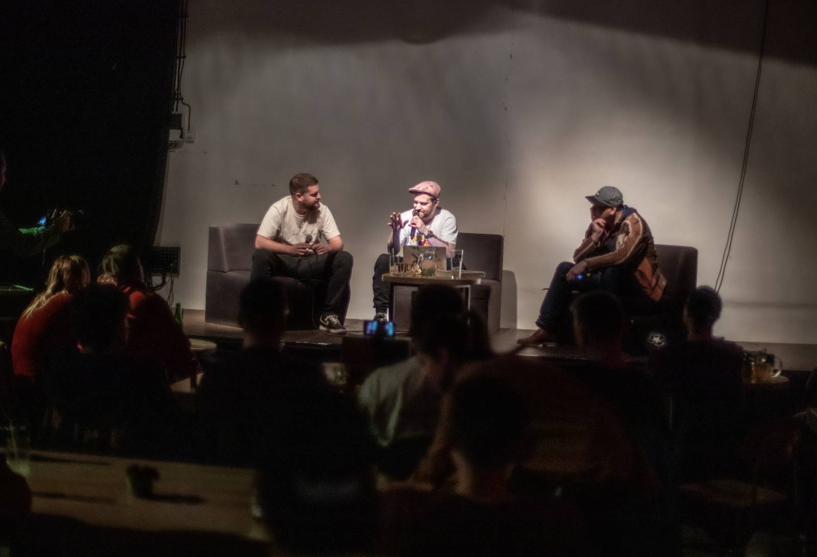 Kato a Blaaball měli v Plzni autorské čtení, fanouškům odkryli tajemství svých tracků