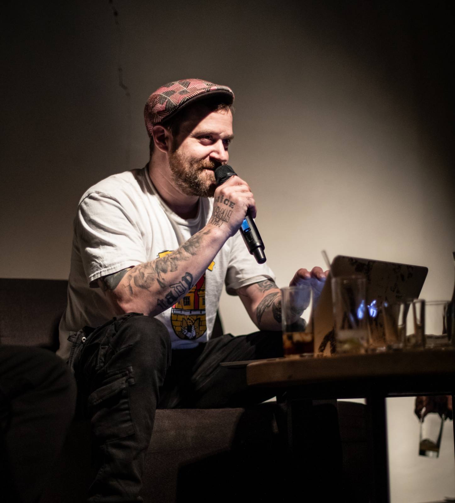 Kato a Blaaball měli v Plzni autorské čtení, fanouškům odkryli tajemství svých tracků