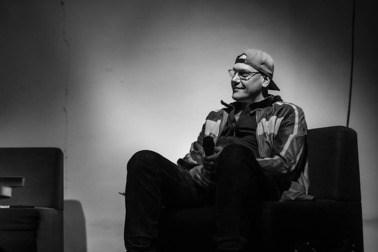 Kato a Blaaball měli v Plzni autorské čtení, fanouškům odkryli tajemství svých tracků