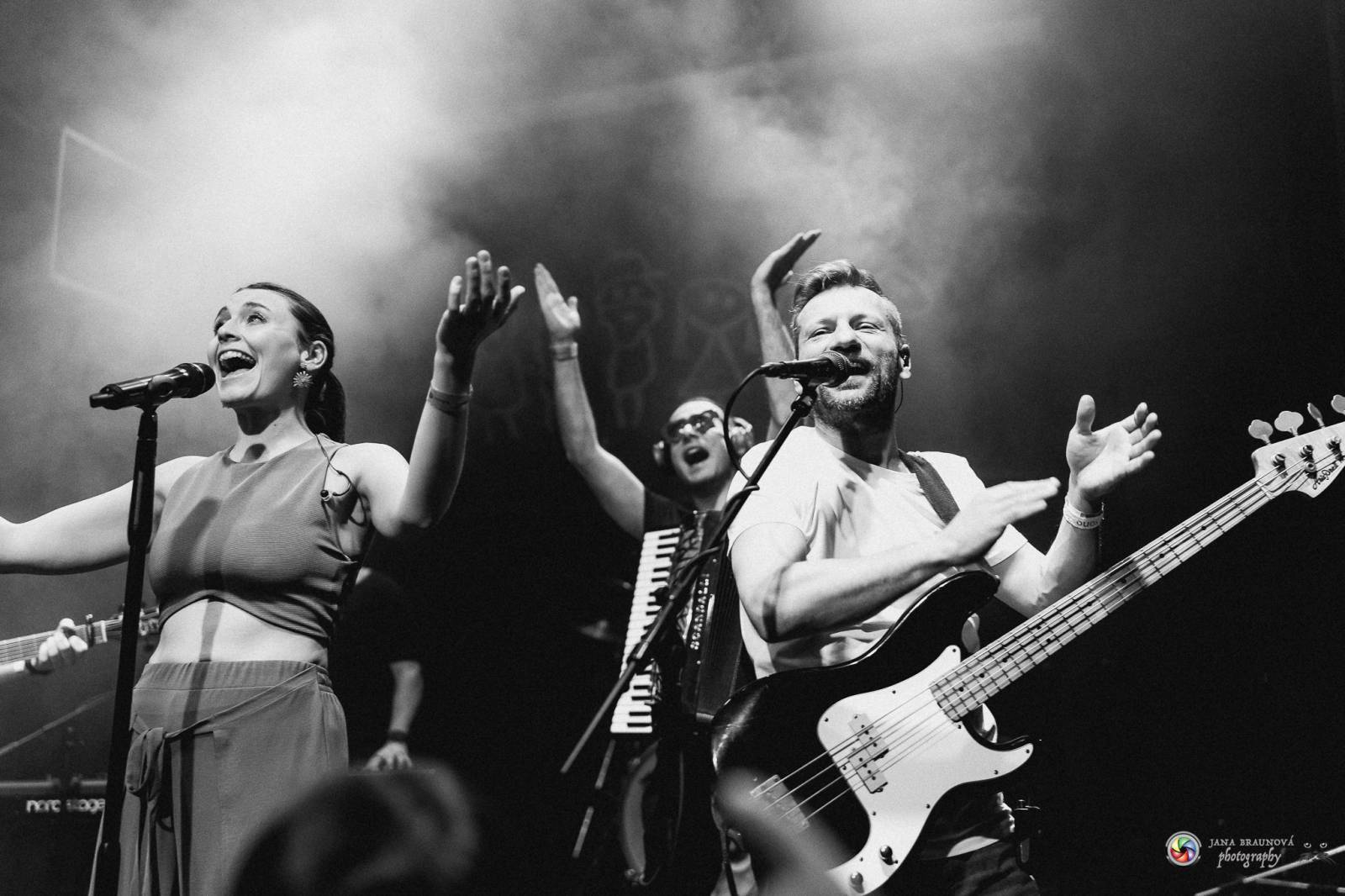 Kateřina Marie Tichá vyprodala plzeňské Divadlo pod lampou