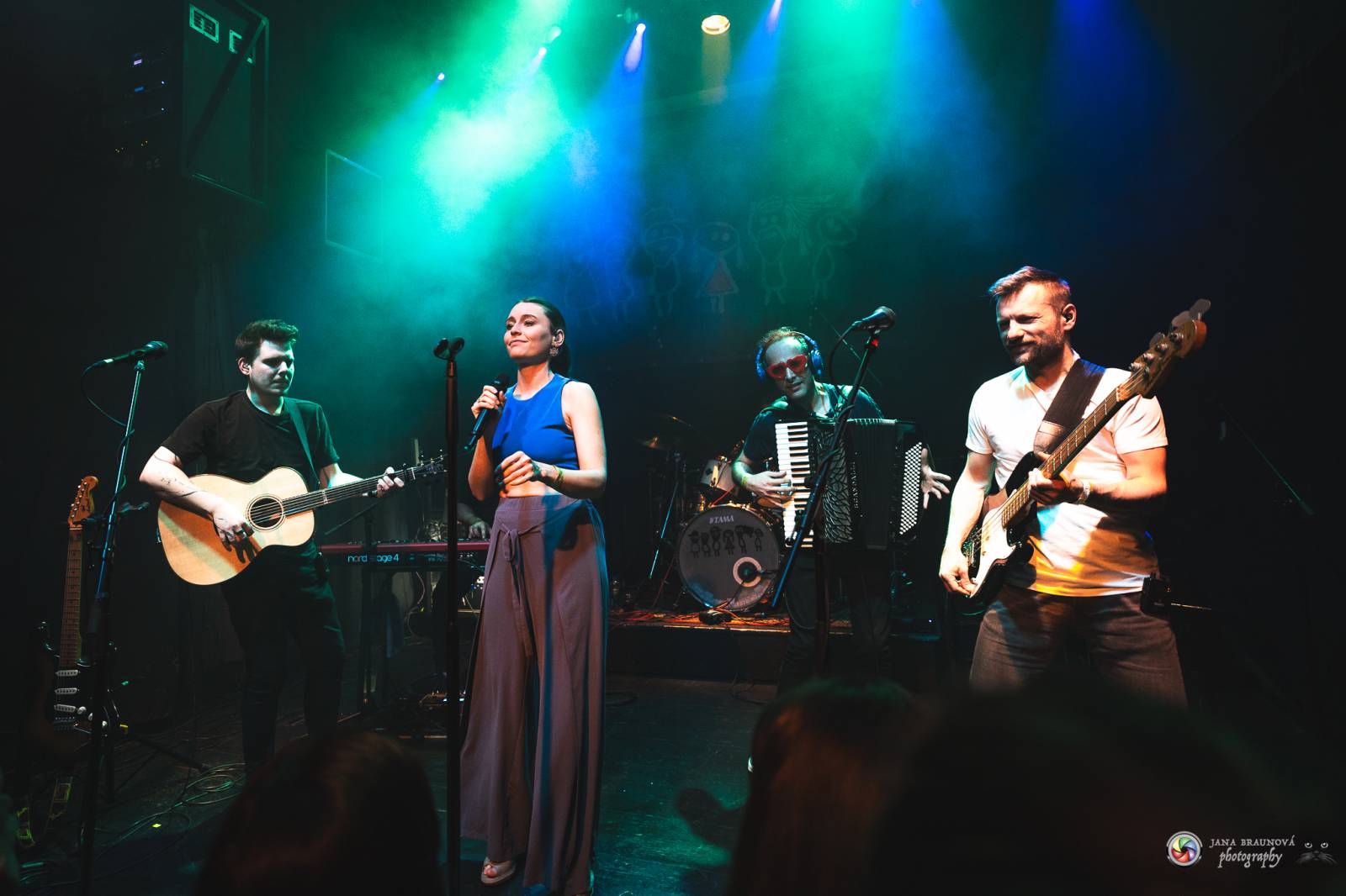 Kateřina Marie Tichá vyprodala plzeňské Divadlo pod lampou