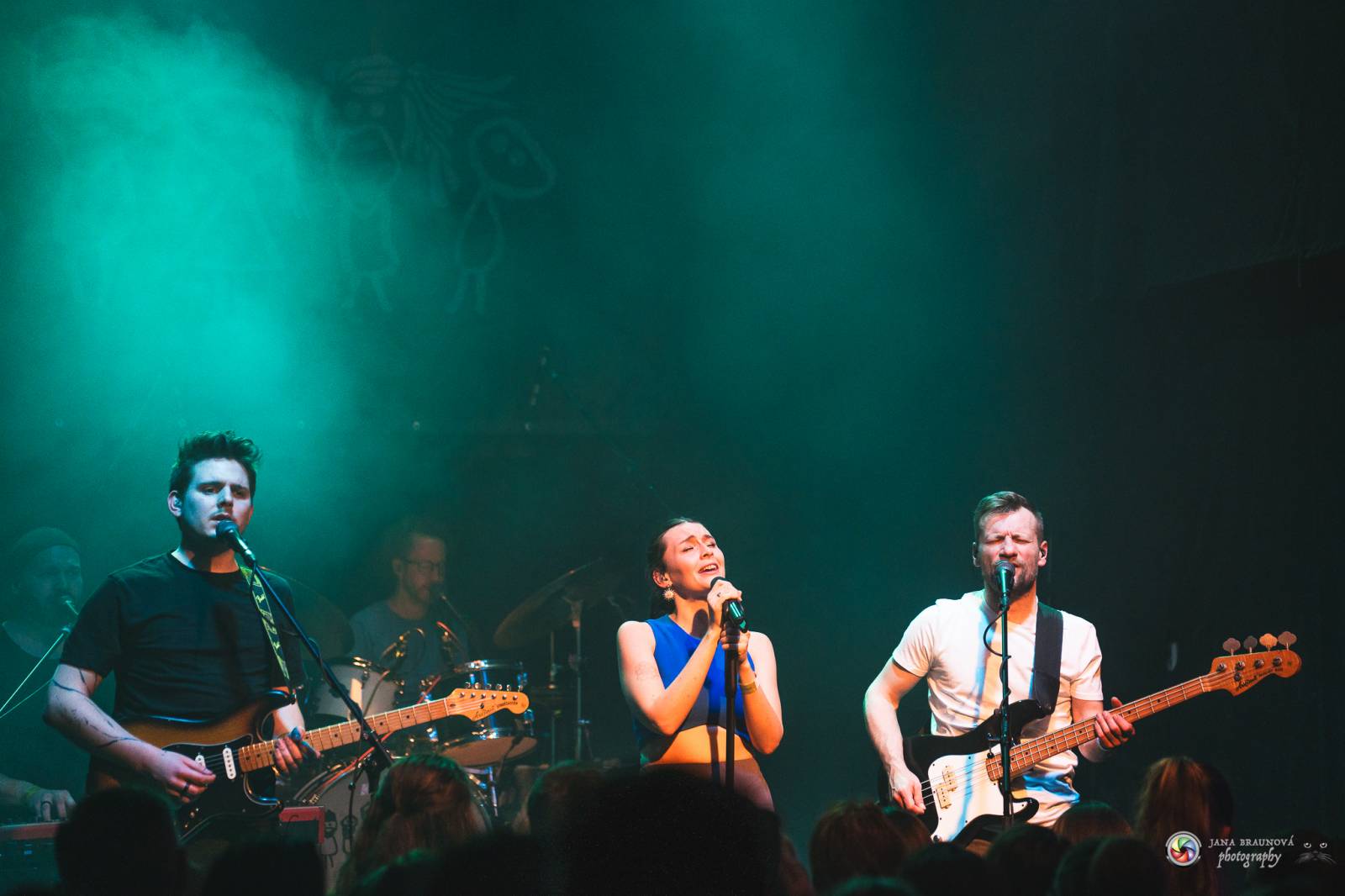 Kateřina Marie Tichá vyprodala plzeňské Divadlo pod lampou