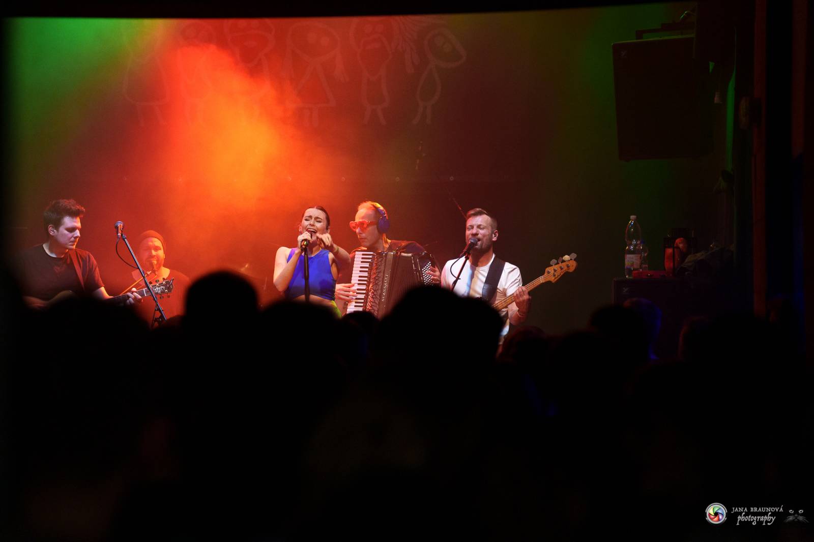 Kateřina Marie Tichá vyprodala plzeňské Divadlo pod lampou