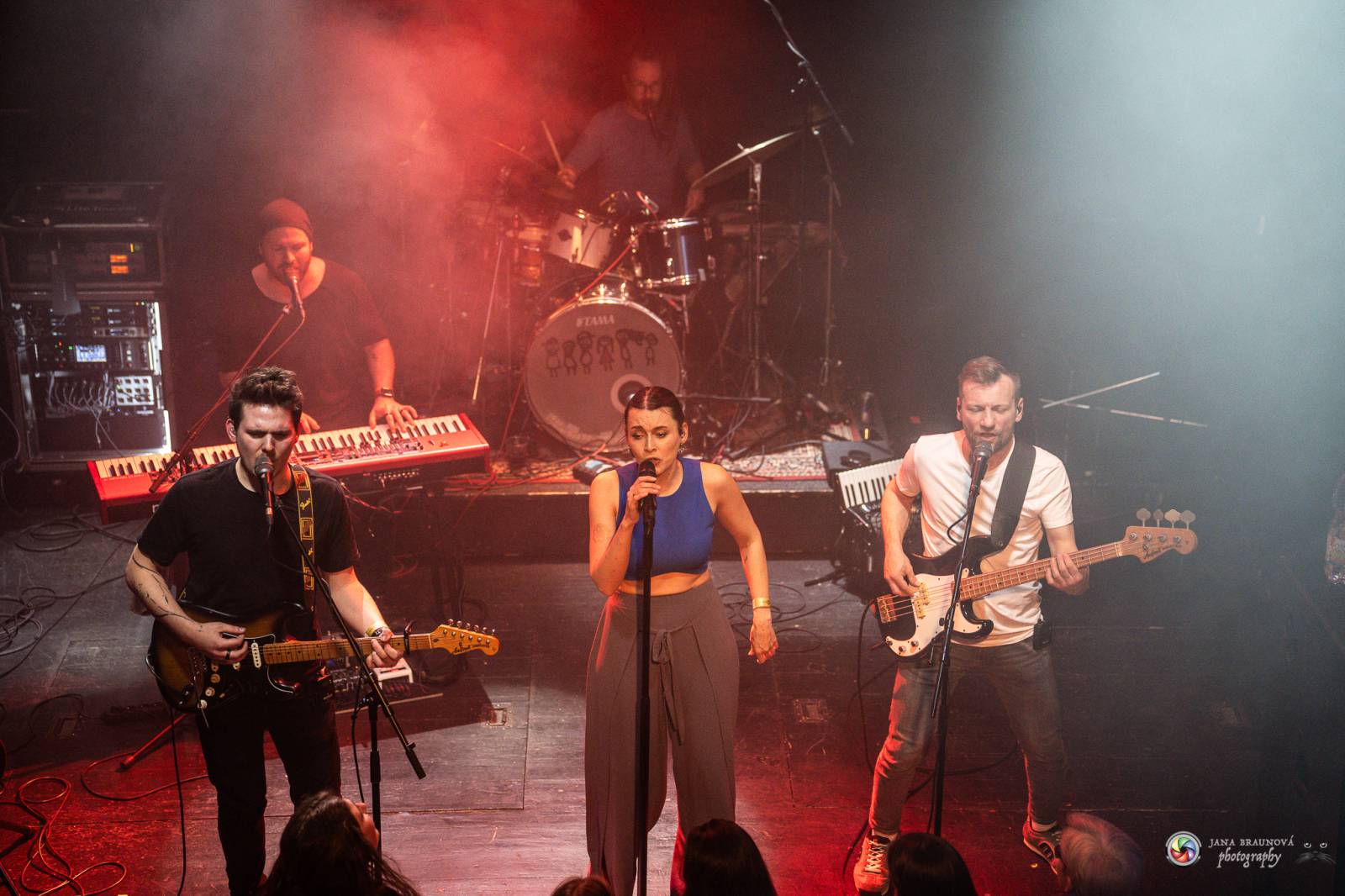 Kateřina Marie Tichá vyprodala plzeňské Divadlo pod lampou