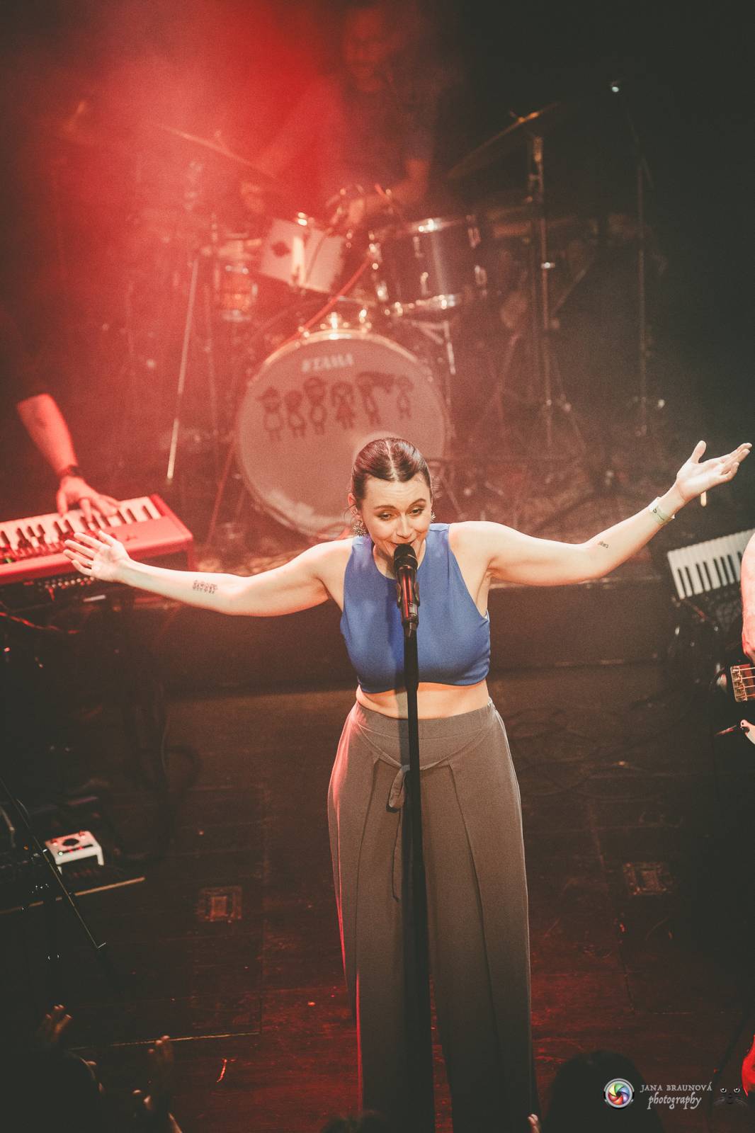 Kateřina Marie Tichá vyprodala plzeňské Divadlo pod lampou