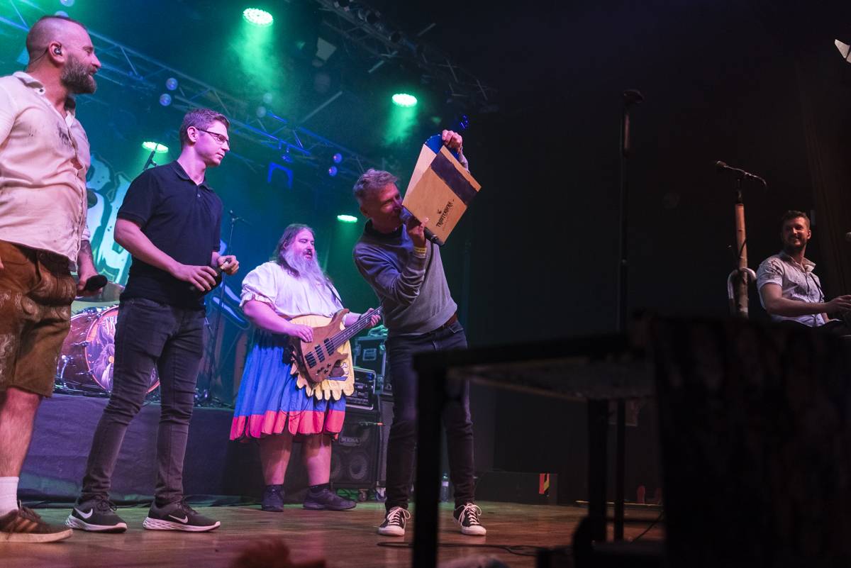 Trautenberk převzal v Plzni platinovou desku, bavili i Cocotte Minute