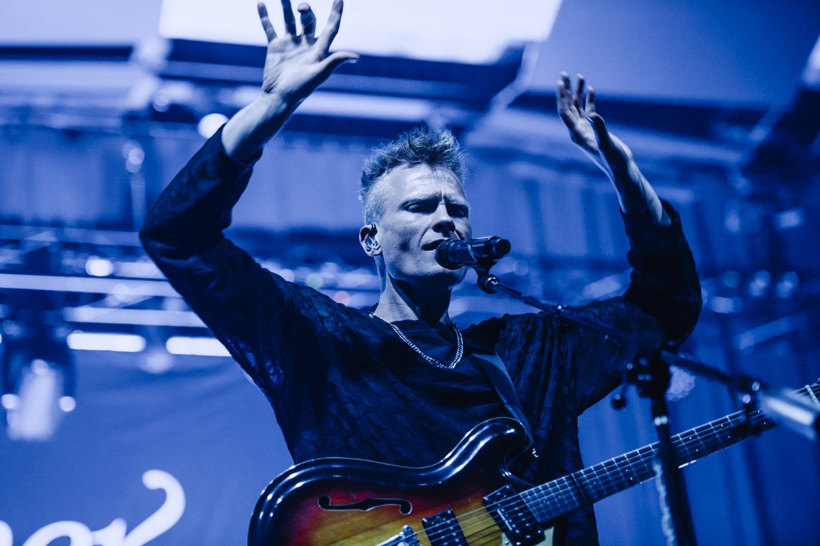 Mother Mother otevřeli Praze svá srdce