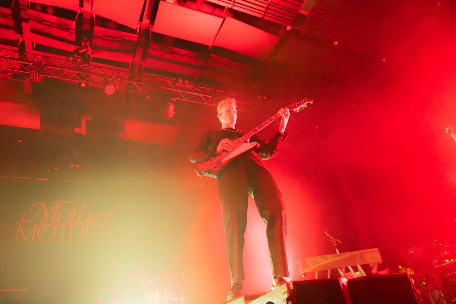 Mother Mother otevřeli Praze svá srdce